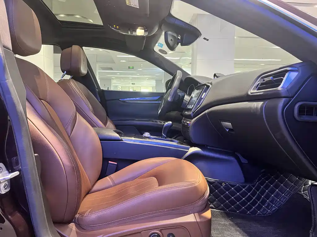 Ghibli 2018 3.0T Standard Edition купить на сайте DeffCars