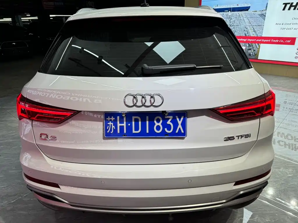Audi Q3 2022 35 TFSI Fashionable and Dynamic купить на сайте DeffCars