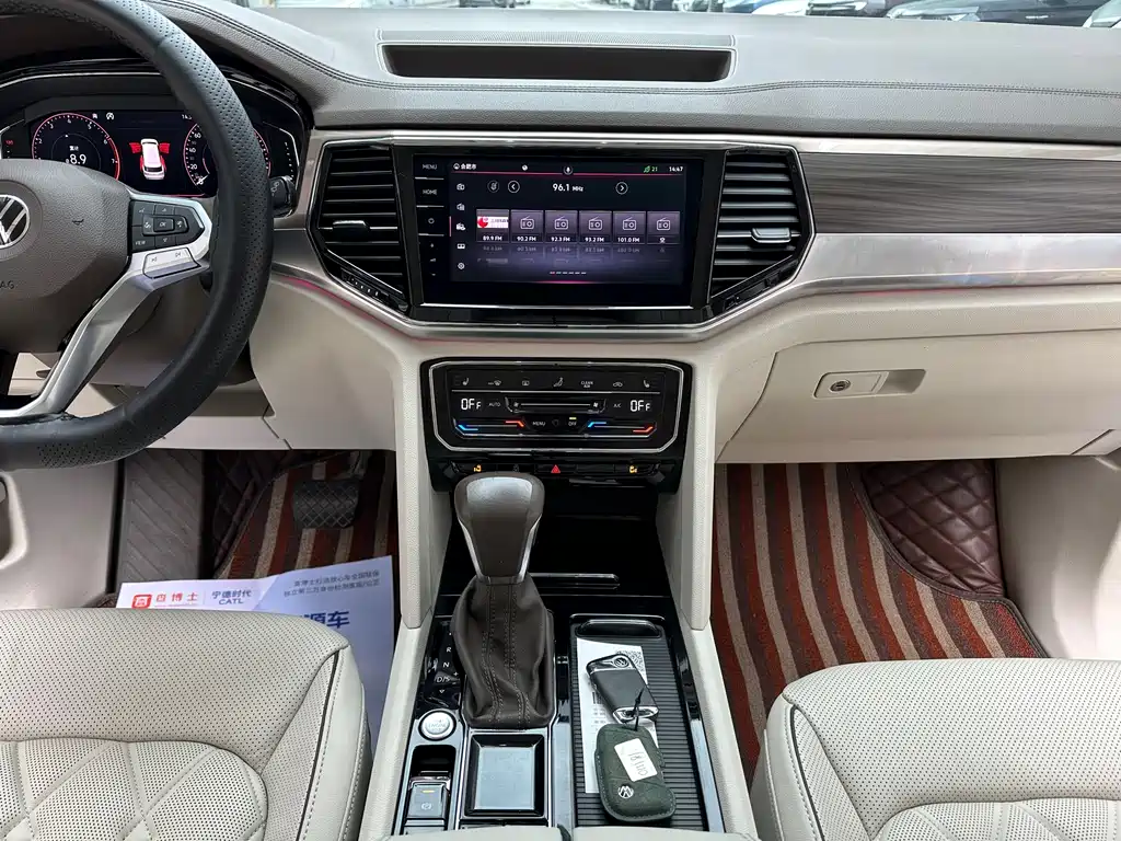 Weiran 2020 380TSI Premium Edition купить на сайте DeffCars