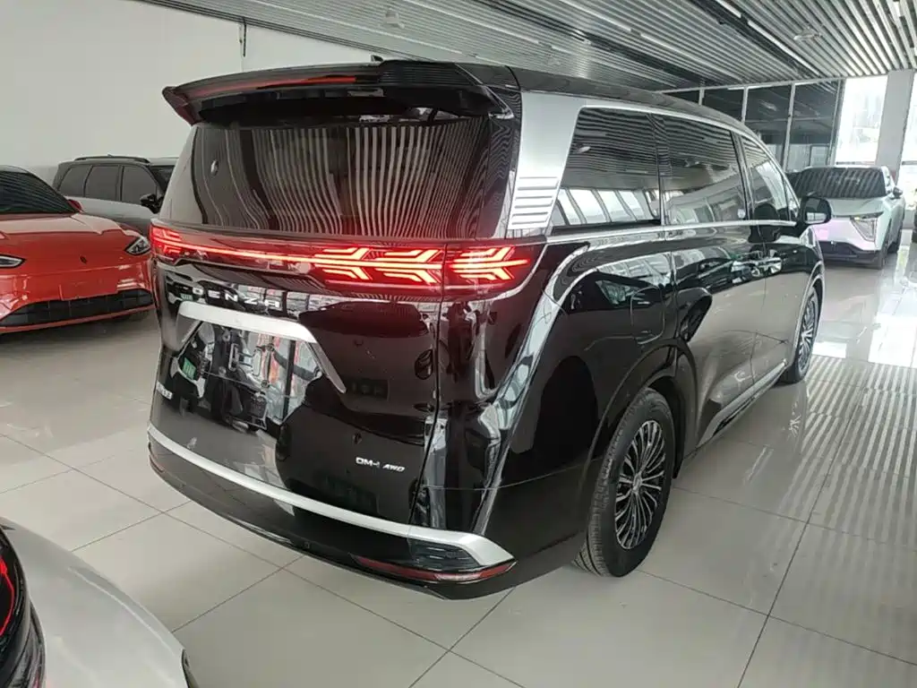 Denza D9 2022 DM-i 970 four-wheel drive premium model купить на сайте DeffCars