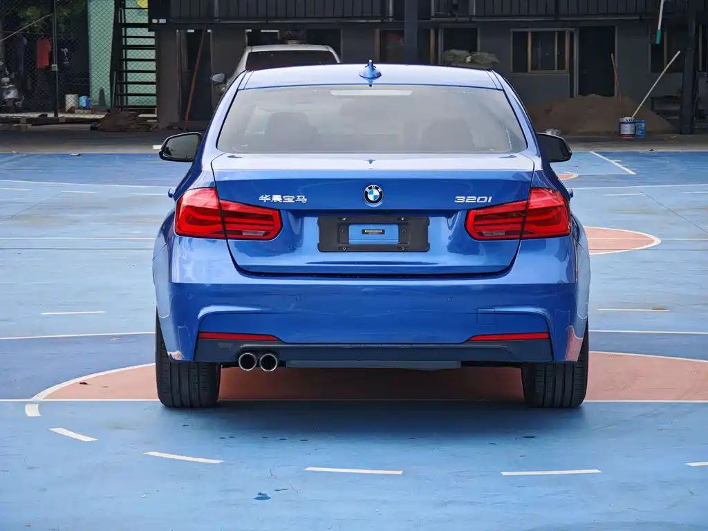 BMW 3 Series 2017 320i M Sports купить на сайте DeffCars