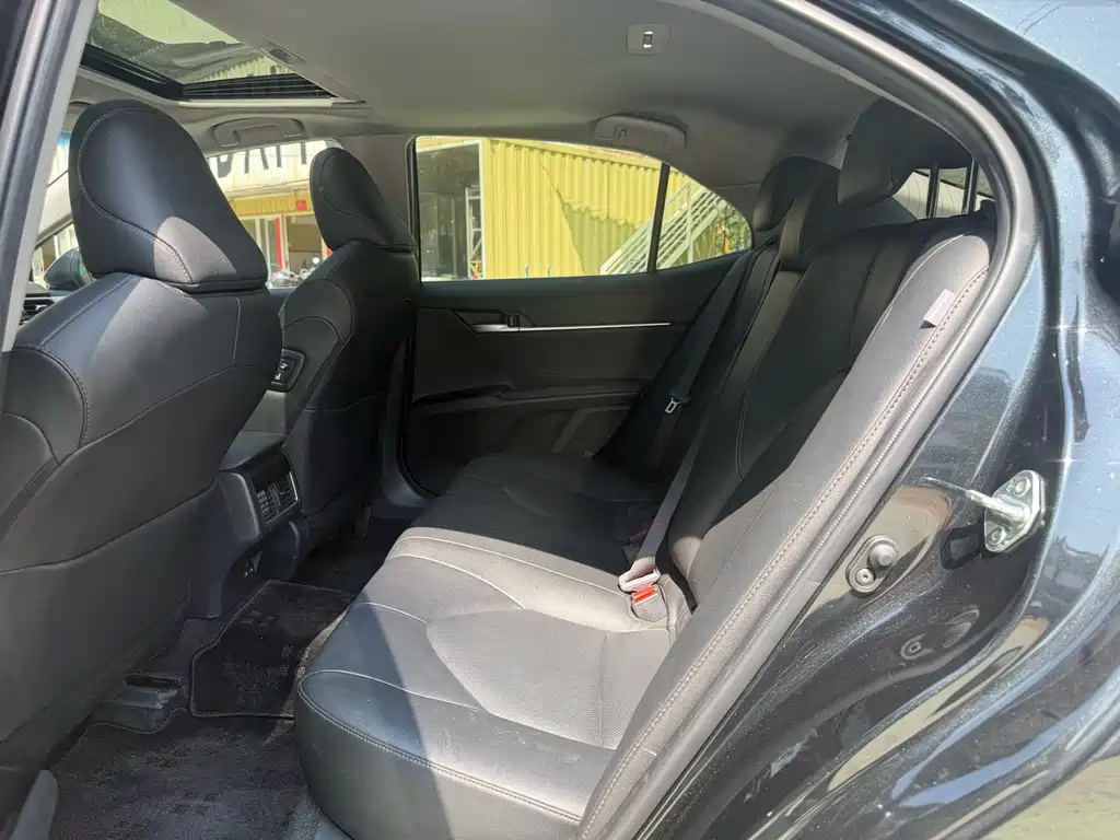 Camry 2023 2.0G Deluxe Edition купить на сайте DeffCars