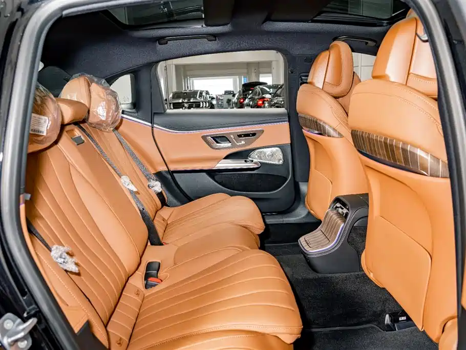 Mercedes-Benz E-Class 2026 E 300 L Luxury Model купить на сайте DeffCars