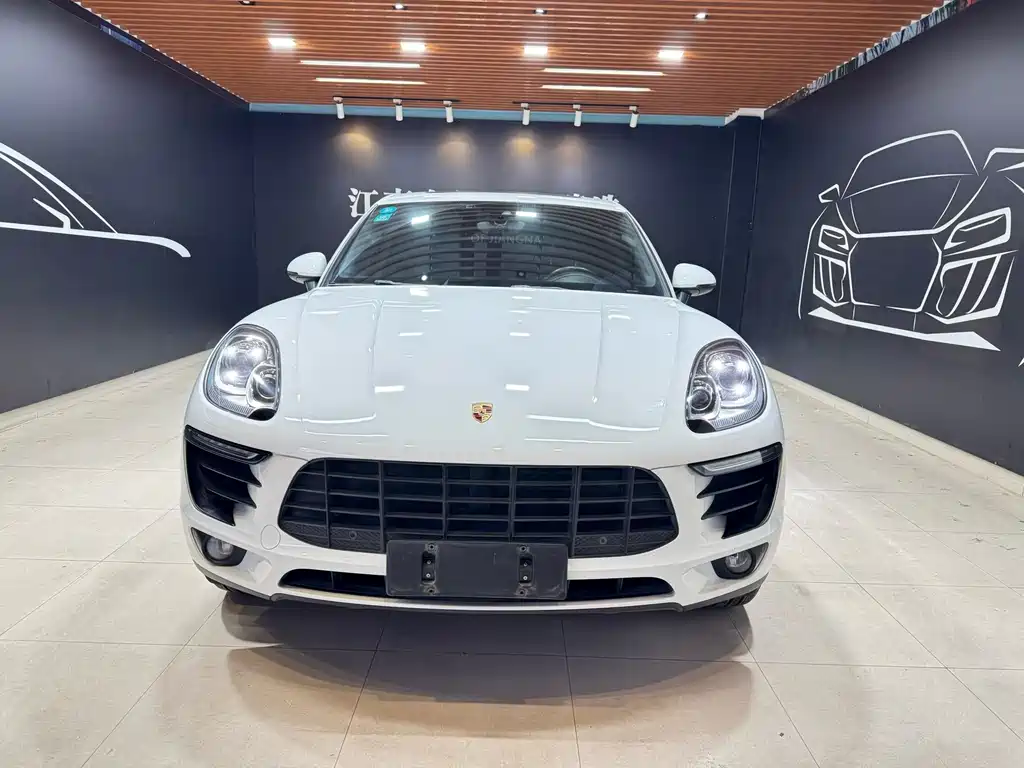 Macan 2017 Macan 2.0T купить на сайте DeffCars