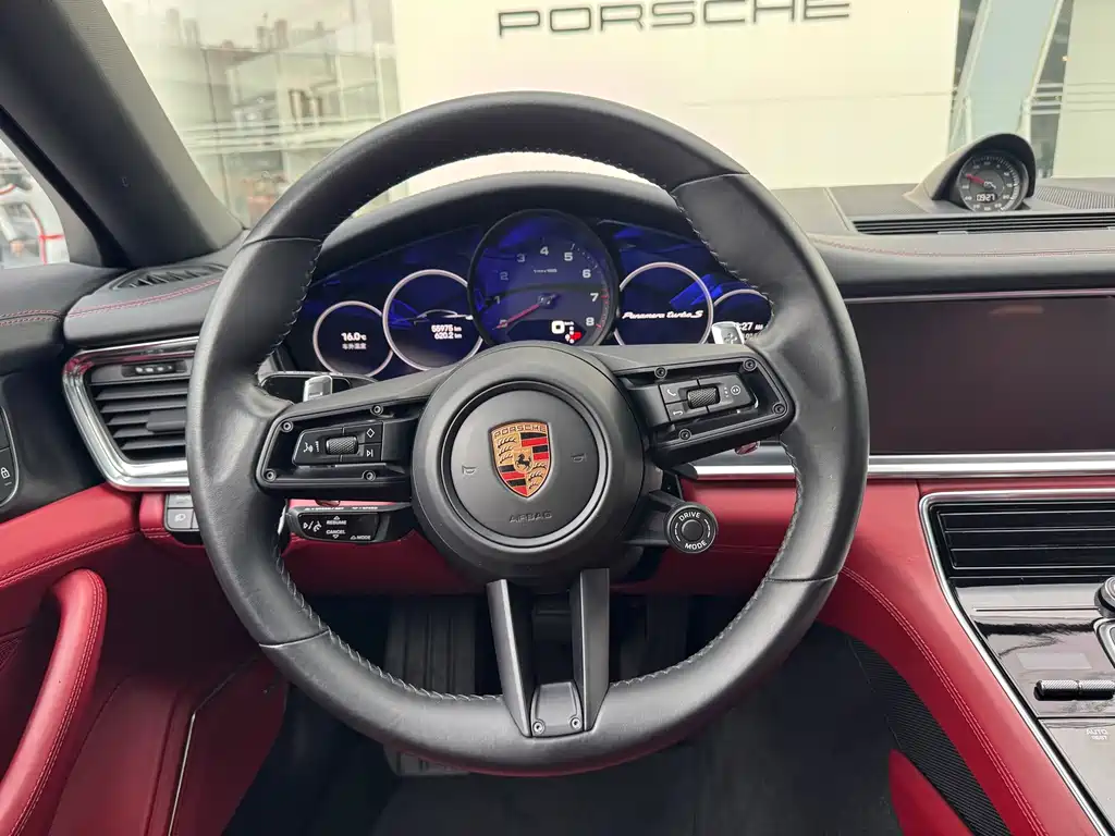 Panamera 2023 Panamera 2.9T Platinum Edition купить на сайте DeffCars