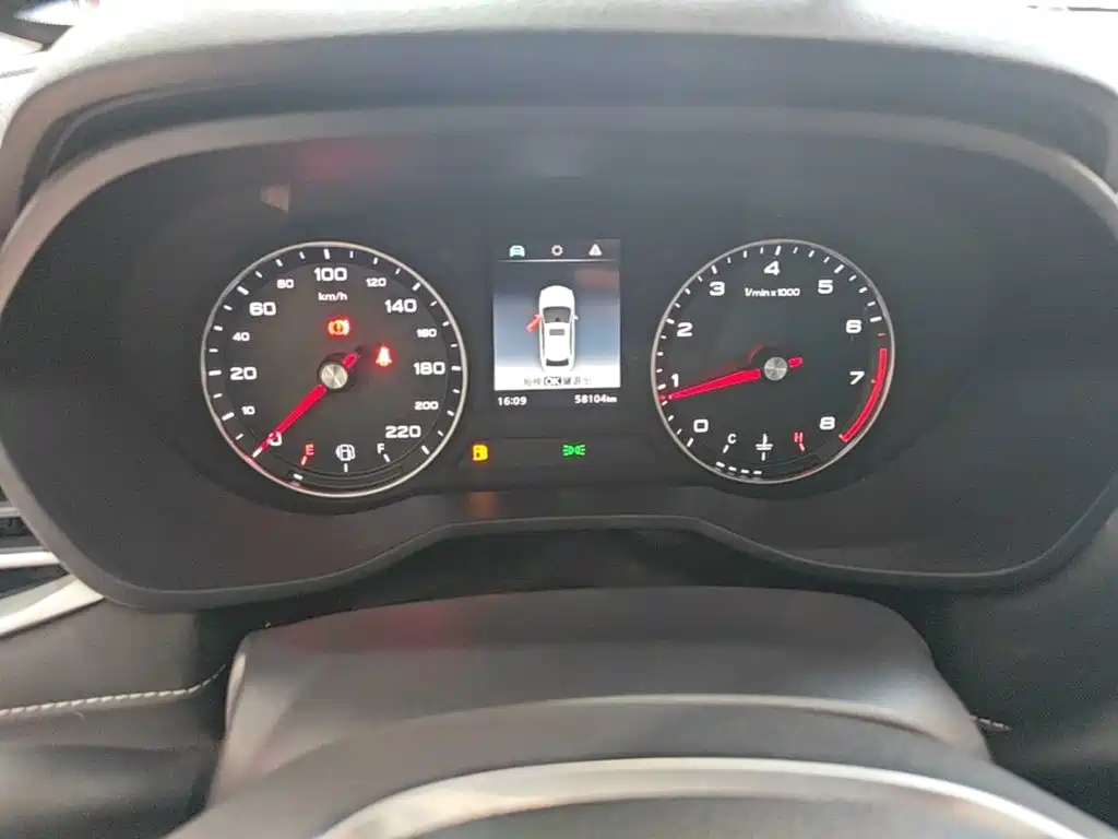 ROEWE i5 2019 1.5L Manual 4G Internet Leader Ultimate Edition купить на сайте DeffCars