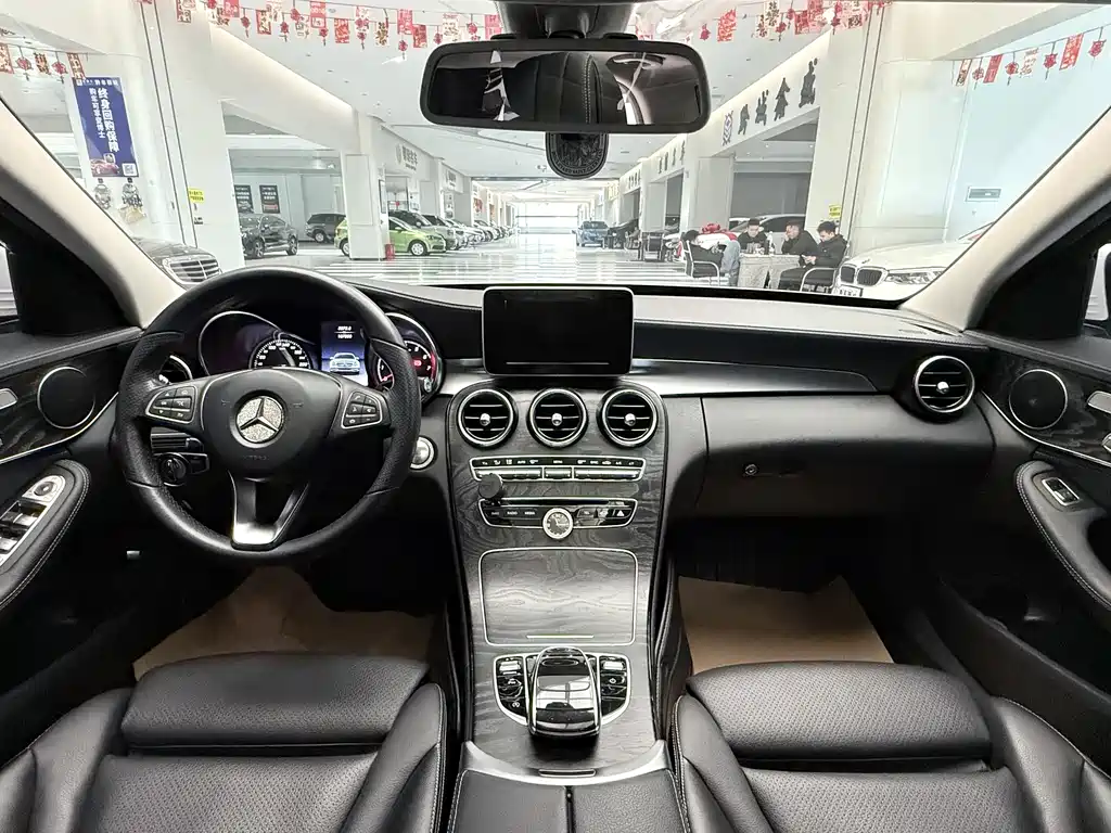Mercedes-Benz C-Class 2018 C 200 L Sports Edition купить на сайте DeffCars