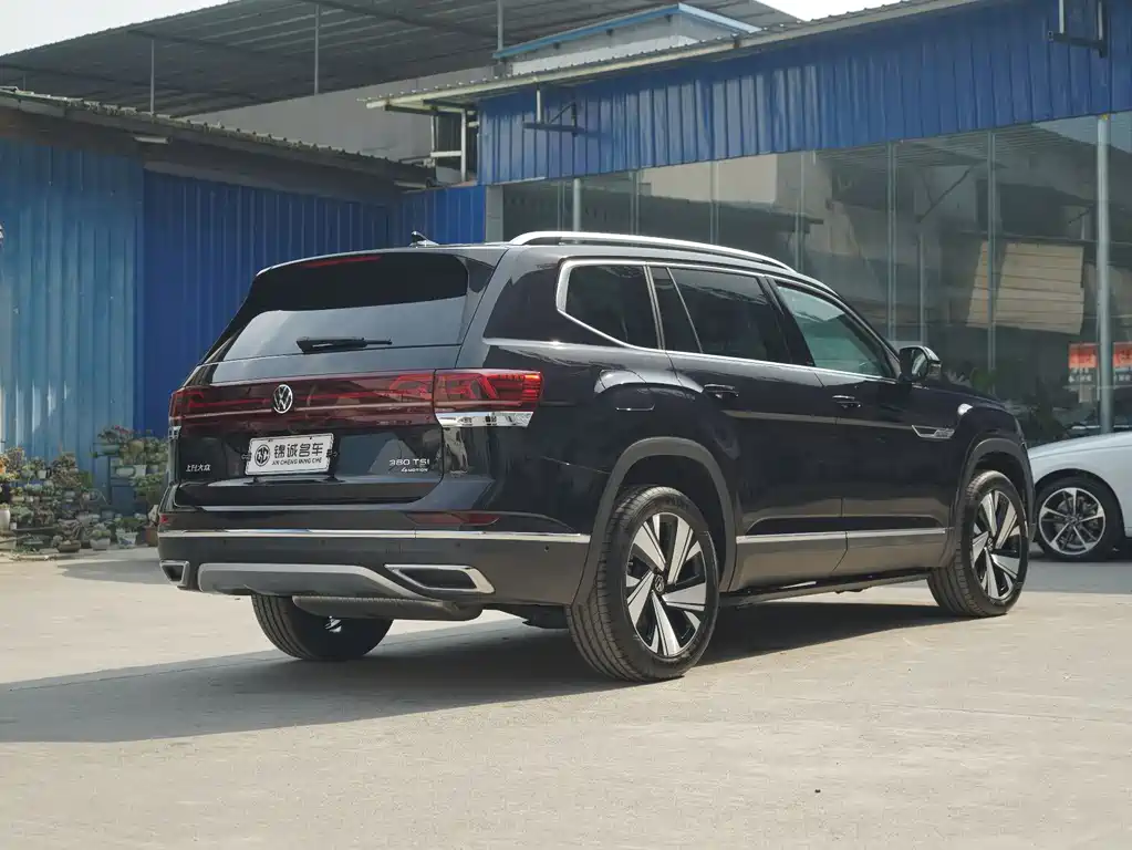 Touron 2023 380TSI four-wheel drive luxury version купить на сайте DeffCars