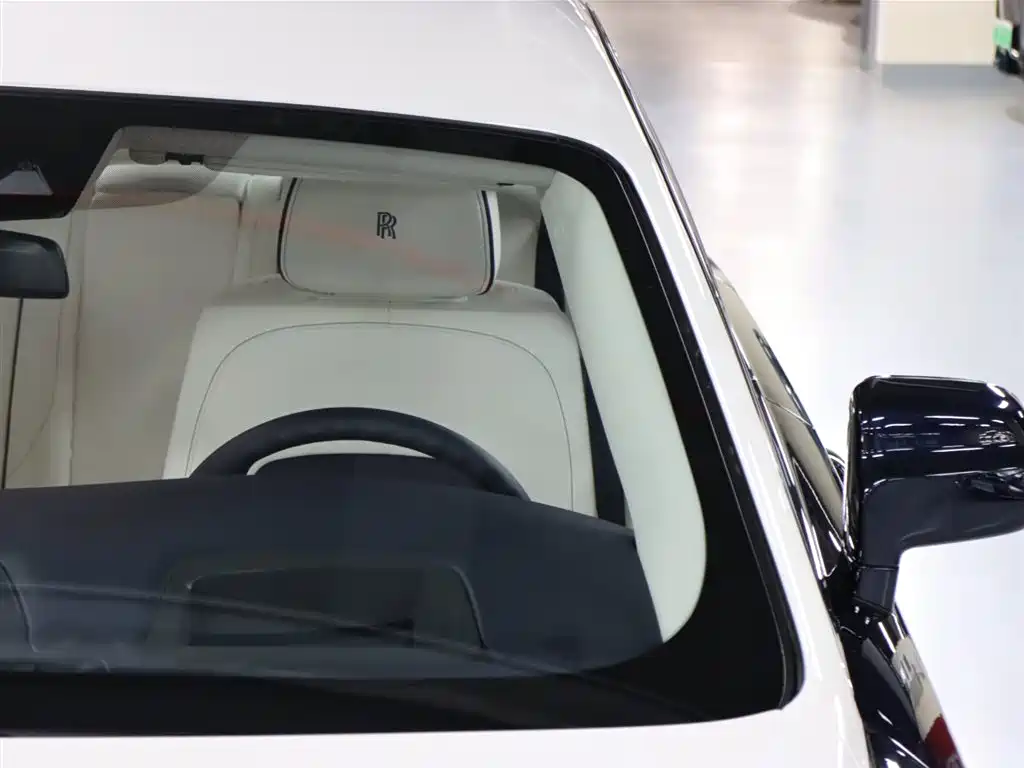 Ghost 2021 6.7T standard wheelbase version купить на сайте DeffCars