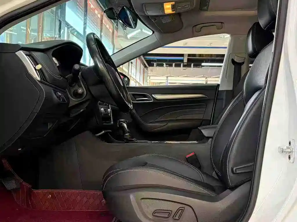 Roewe i6 Classic 2018 20T Automatic Internet Smart Edition купить на сайте DeffCars
