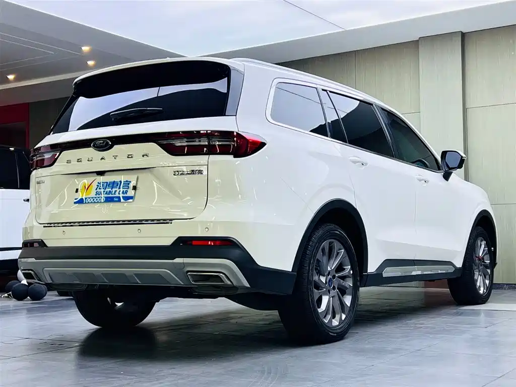 Lingyu 2023 EcoBoost 225 collar type 7 seats (2/2/3) купить на сайте DeffCars