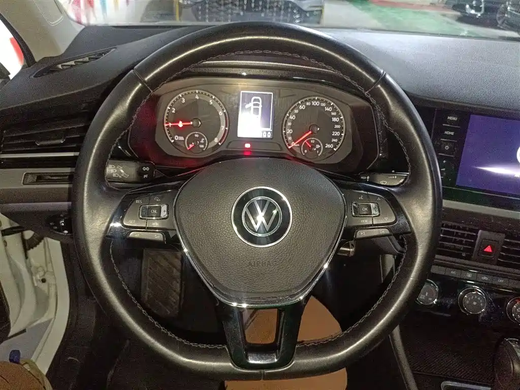 Bora 2021 1.5L automatic comfort intelligent connected version купить на сайте DeffCars
