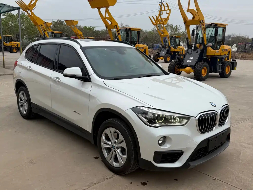 BMW X1 2016 sDrive18Li Exclusive Model купить на сайте DeffCars