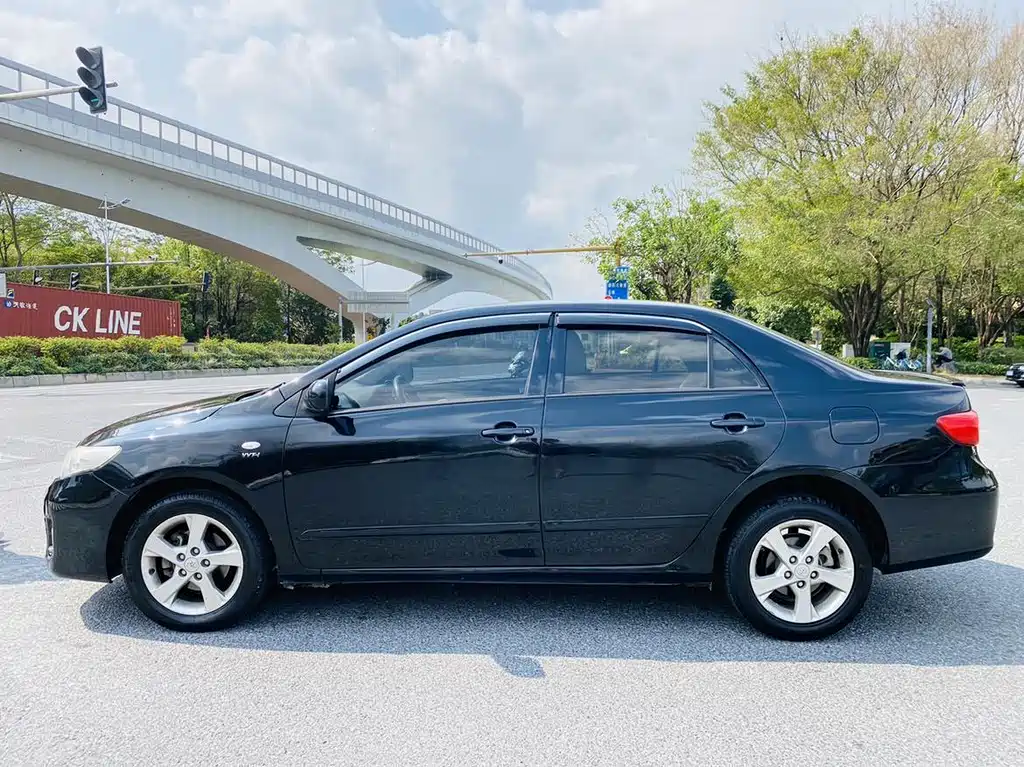 Corolla 2011 1.8L CVT GL-i купить на сайте DeffCars