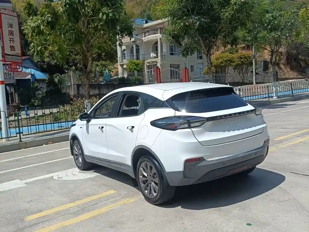 Geely Geometry C 2020 Best Range Edition 400KM C+ Pro купить на сайте DeffCars