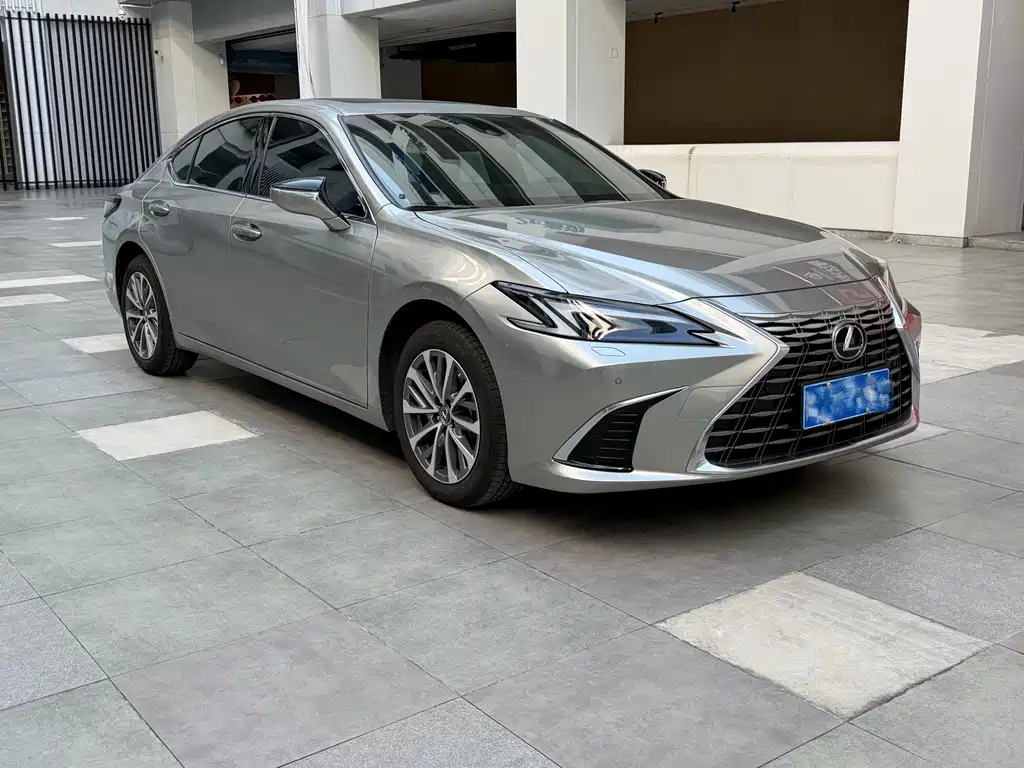 Lexus ES 2025 200 Premium Edition купить на сайте DeffCars