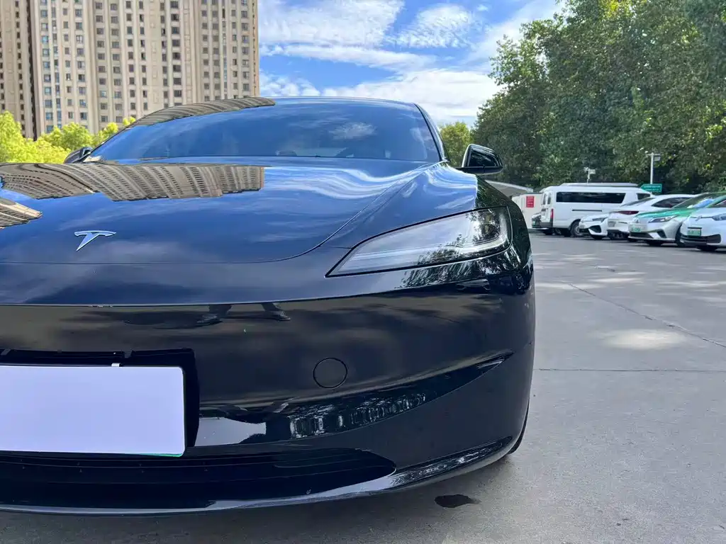 Model 3 2023 long-range all-wheel drive version купить на сайте DeffCars