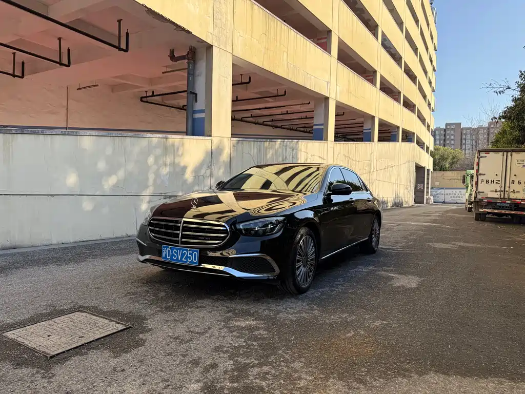 Mercedes-Benz E-Class 2023 E 300 L Luxury Model купить на сайте DeffCars