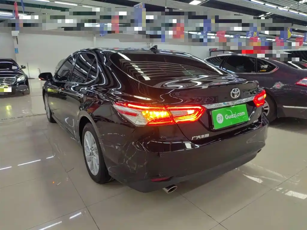 Camry 2021 2.0G Deluxe Edition купить на сайте DeffCars