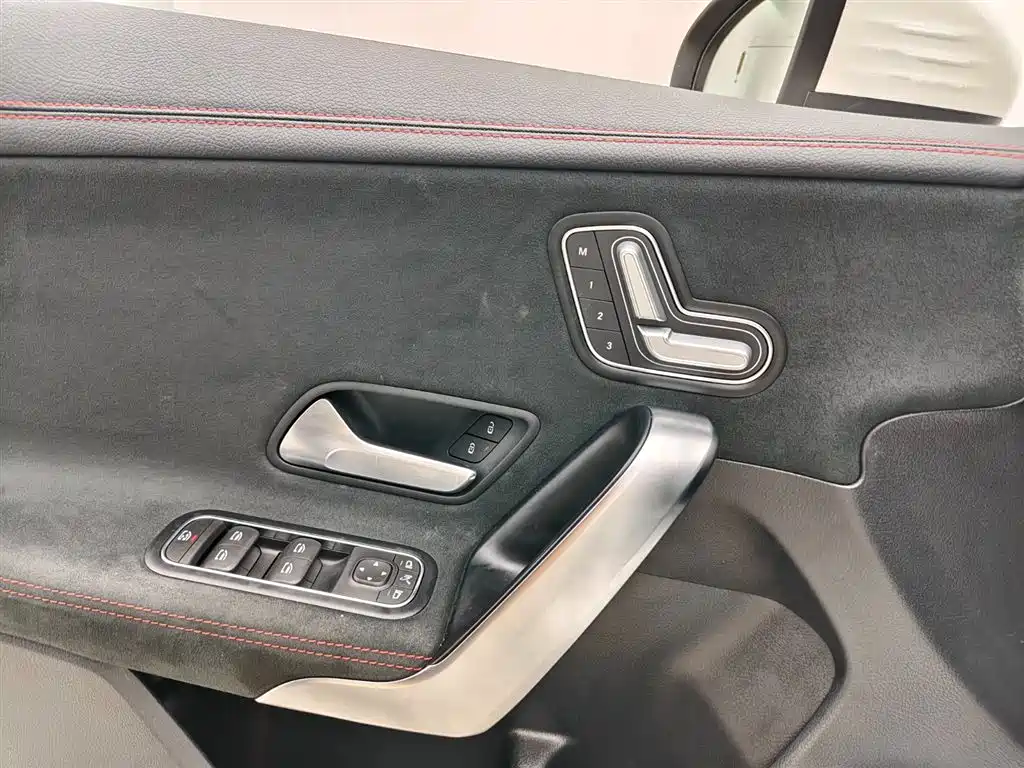 Mercedes-Benz CLA imported 2020 CLA 200 hunting sports car купить на сайте DeffCars