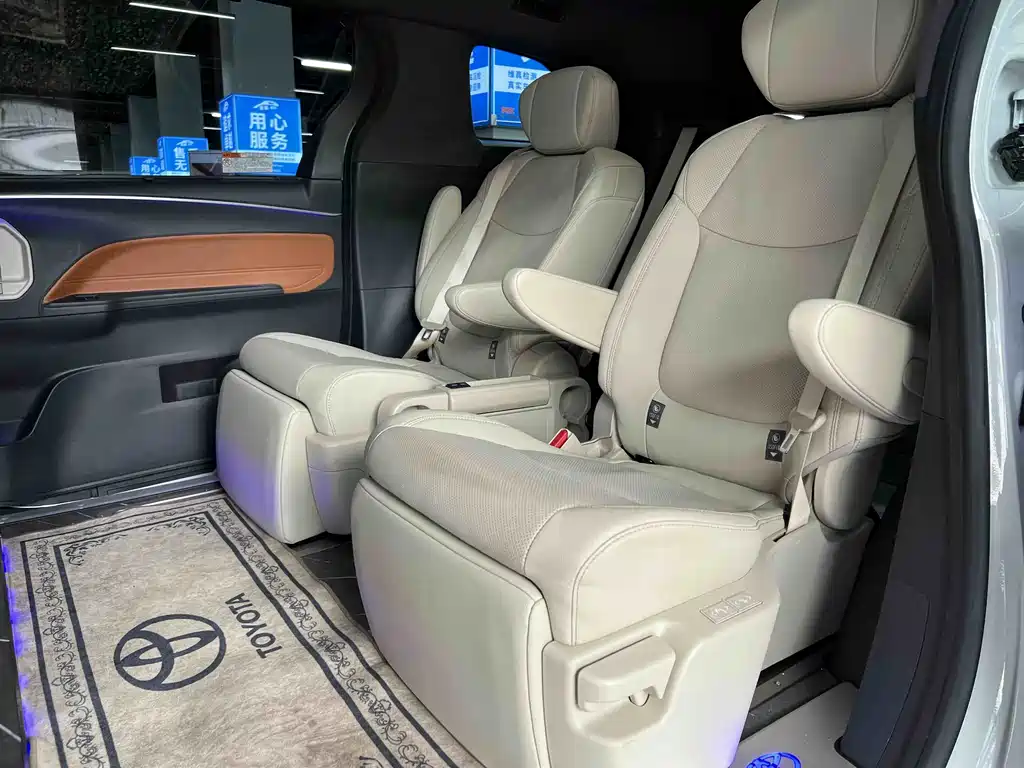 SIENNA 2023 2.5L Hybrid Extreme Edition купить на сайте DeffCars