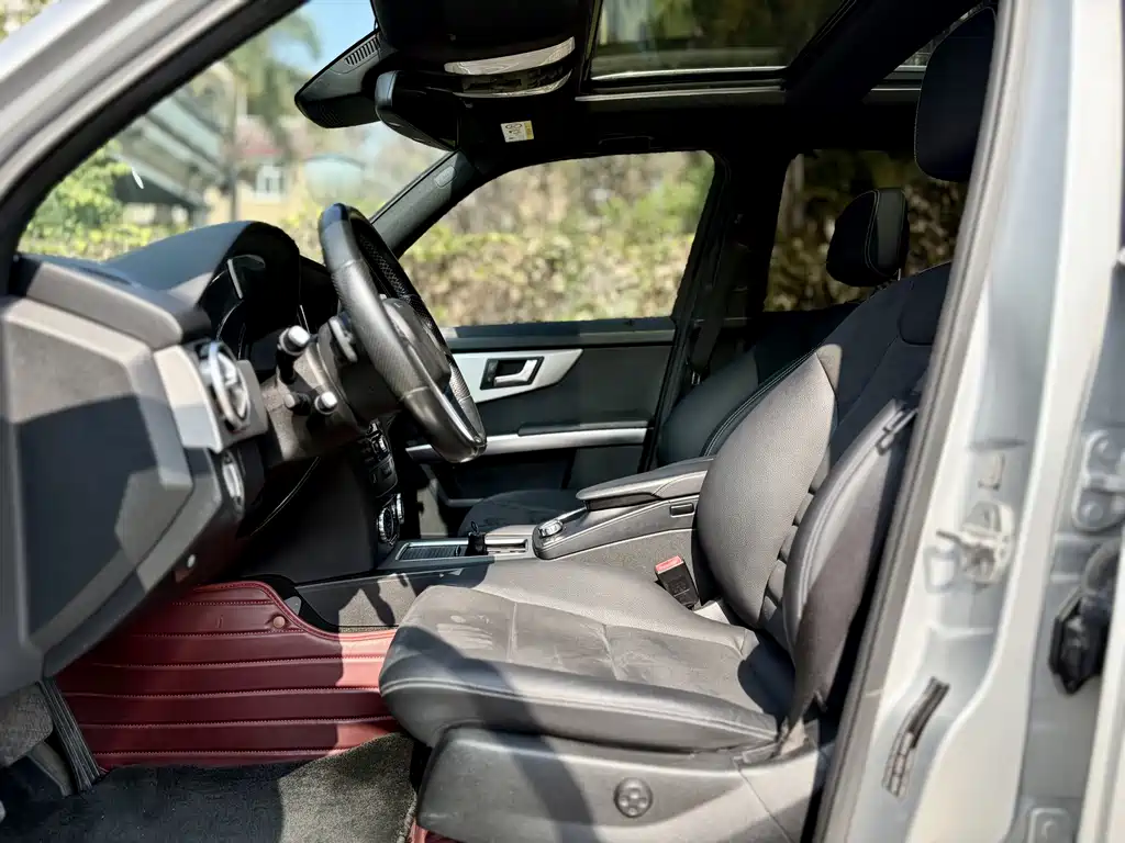 Mercedes-Benz GLK-Class 2015 GLK 300 4MATIC Fashion Extreme Edition купить на сайте DeffCars