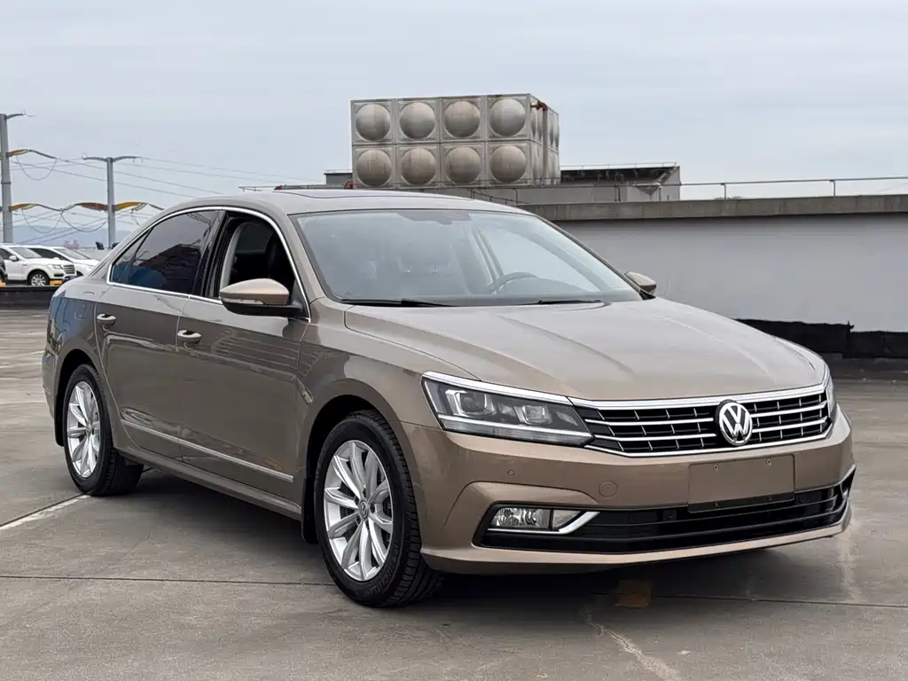 Passat 2017 330TSI DSG Premium Edition купить на сайте DeffCars