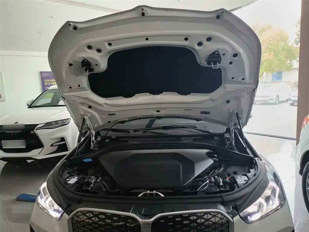 BMW iX1 2023 eDrive25L X Design Package купить на сайте DeffCars
