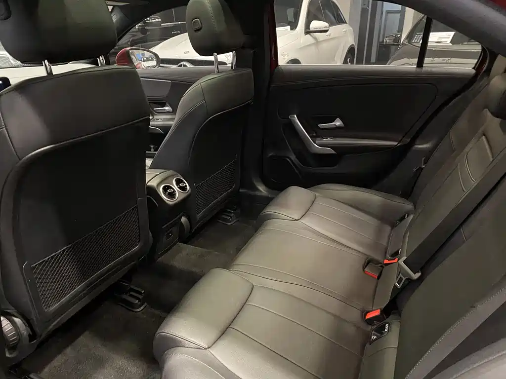 Mercedes-Benz A-Class 2022 A 180 L купить на сайте DeffCars