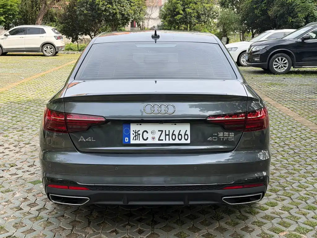 Audi A4L 2025 model 2 million Yuexiang version 40 TFSI luxury and dynamic model купить на сайте DeffCars