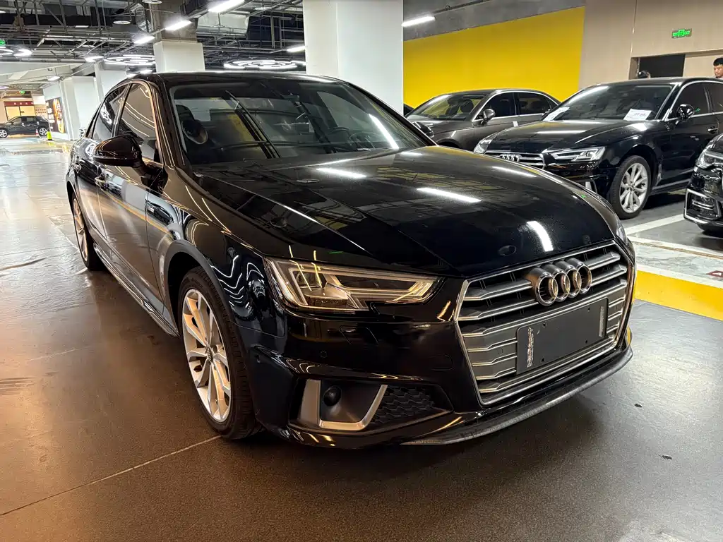 Audi A4L 2019 40 TFSI Fashion Type National VI купить на сайте DeffCars
