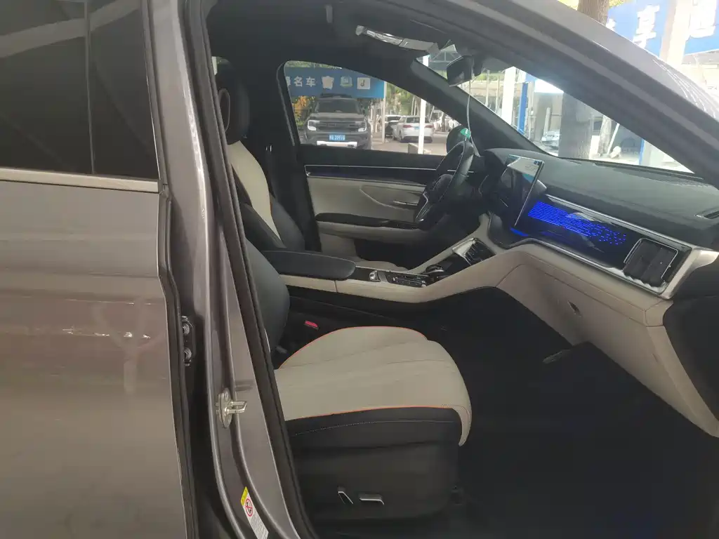 Song PLUS New Energy 2021 EV flagship model купить на сайте DeffCars