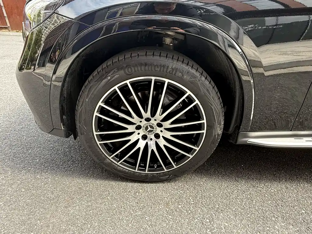 Mercedes-Benz GLC 2025 GLC 300 L 4MATIC luxury model 5 seats купить на сайте DeffCars
