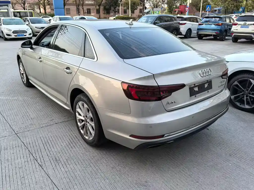 Audi A4L 2019 40 TFSI Enterprising National VI купить на сайте DeffCars