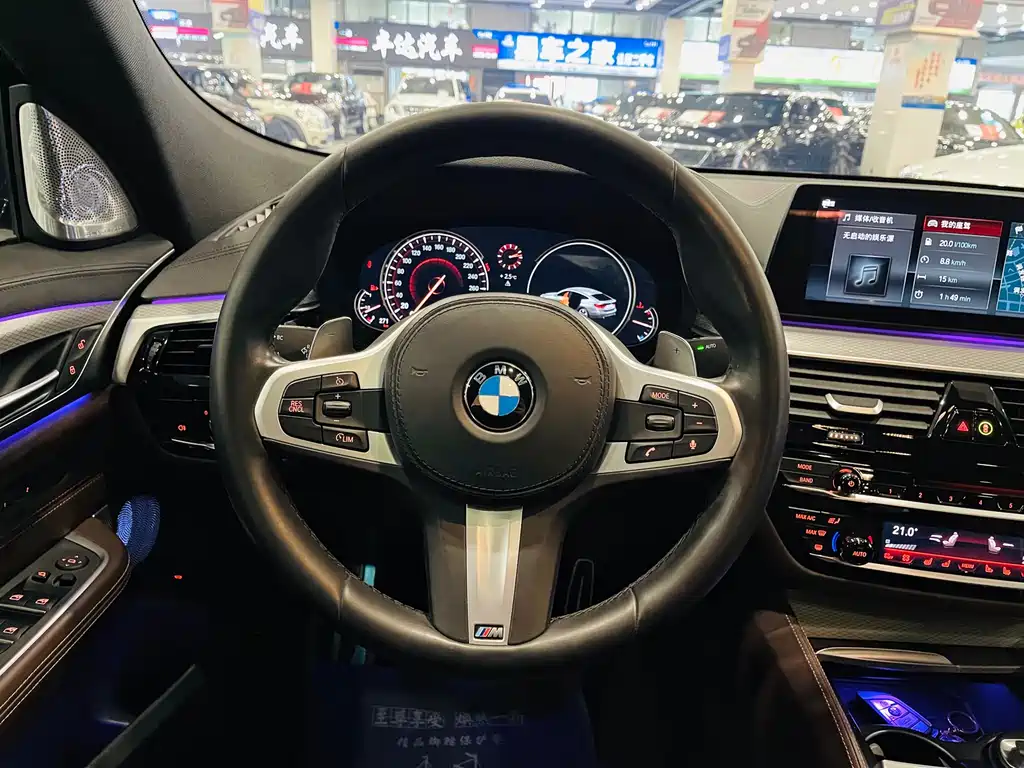 BMW 6 Series GT 2018 640i xDrive M Sports Package купить на сайте DeffCars