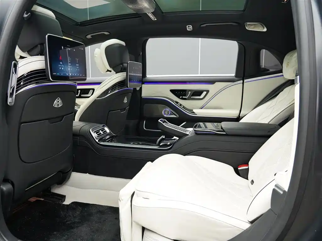 Maybach S-Class 2023 S 580 4MATIC купить на сайте DeffCars