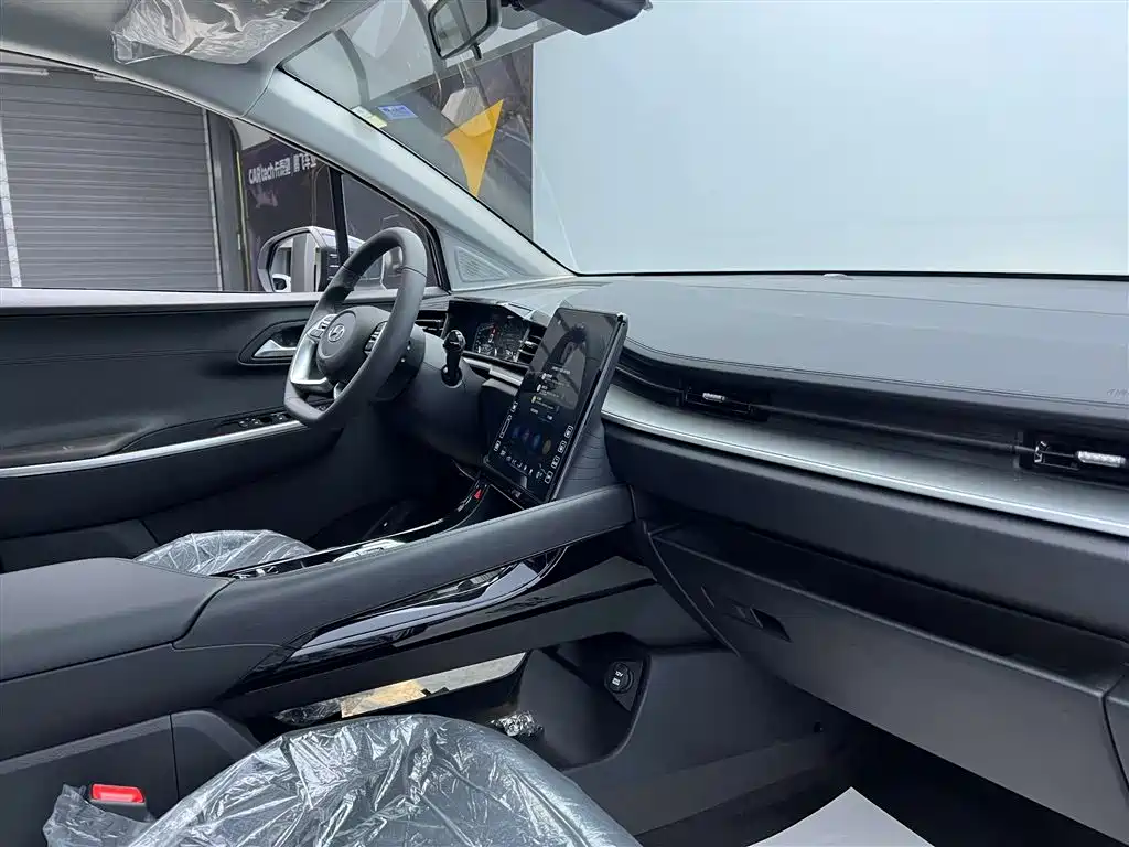 Kustu 2024 270TGDi LUX Premium Edition купить на сайте DeffCars