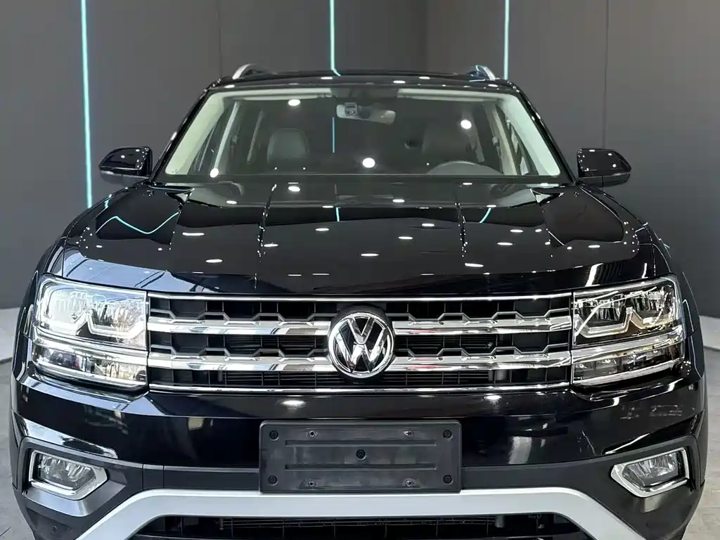 Touron 2020 380TSI four-wheel drive luxury version National VI купить на сайте DeffCars