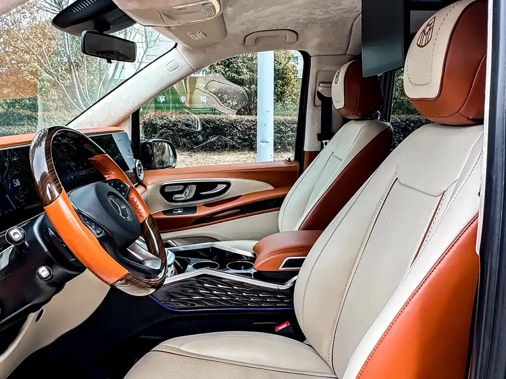 Vito 2023 2.0T Business Edition 7 seats купить на сайте DeffCars