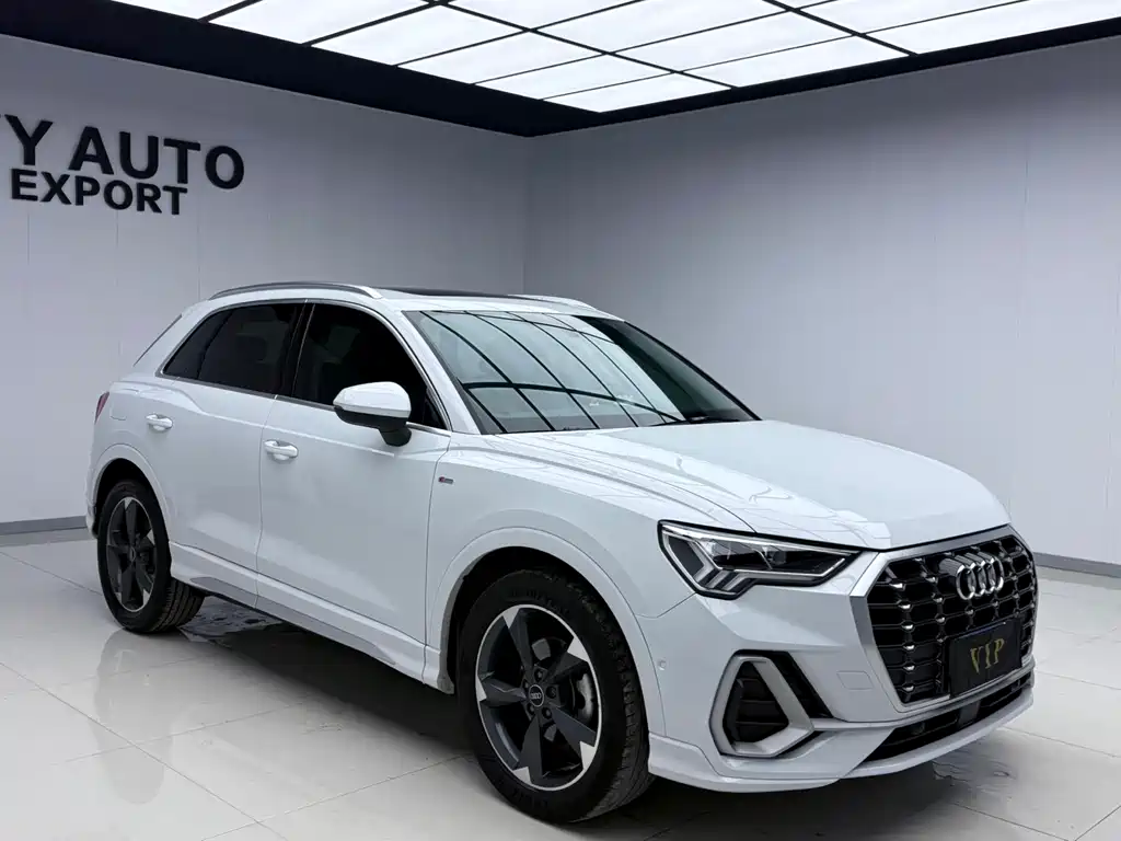 Audi Q3 2021 35 TFSI Fashionable and Dynamic купить на сайте DeffCars