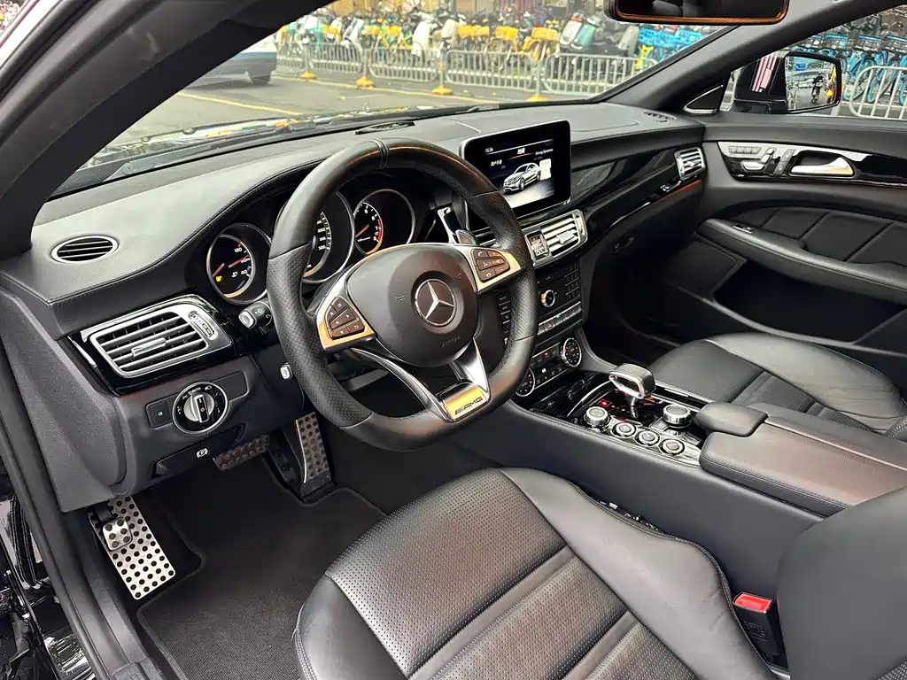Mercedes-Benz CLS AMG 2015 AMG CLS 63 4MATIC купить на сайте DeffCars