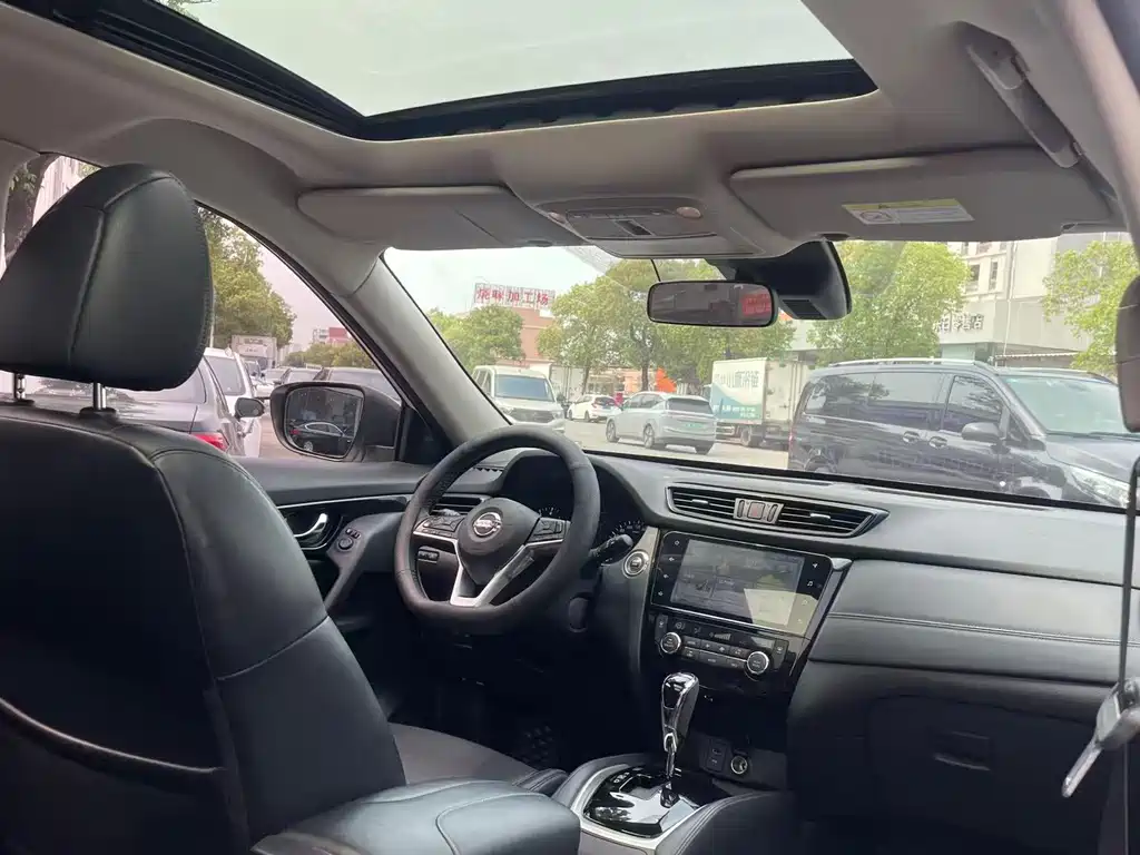 X-Trail 2019 2.0L CVT Intelligent Comfort Edition 2WD купить на сайте DeffCars
