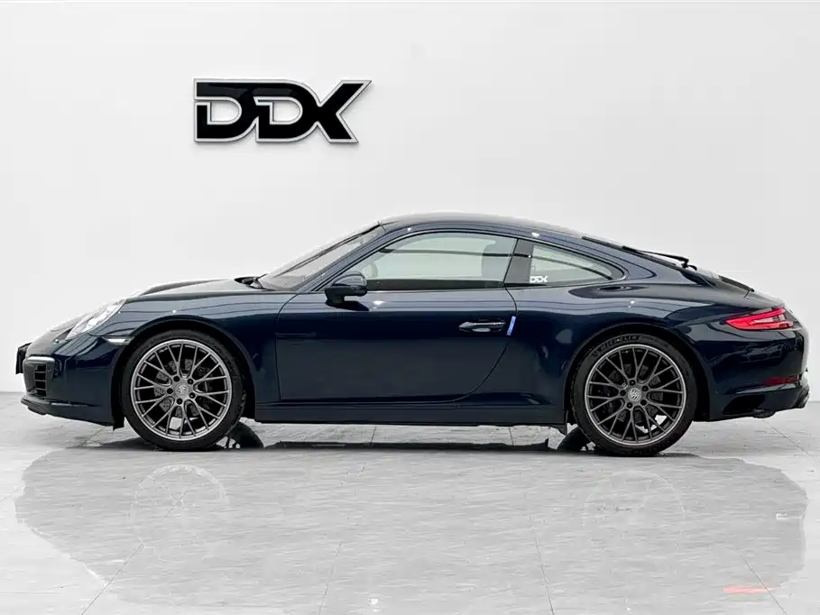 Porsche 911 2016 Carrera 3.0T купить на сайте DeffCars