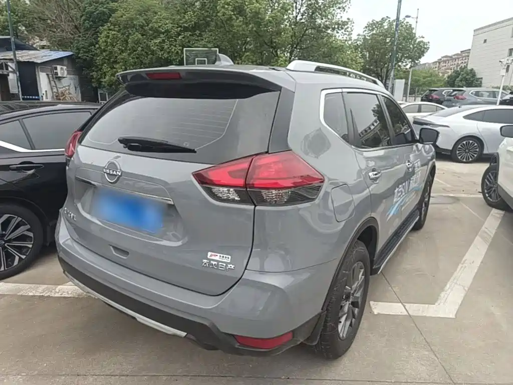 X-Trail 2025 Honor 2.0L Two-wheel Drive Leading Edition купить на сайте DeffCars