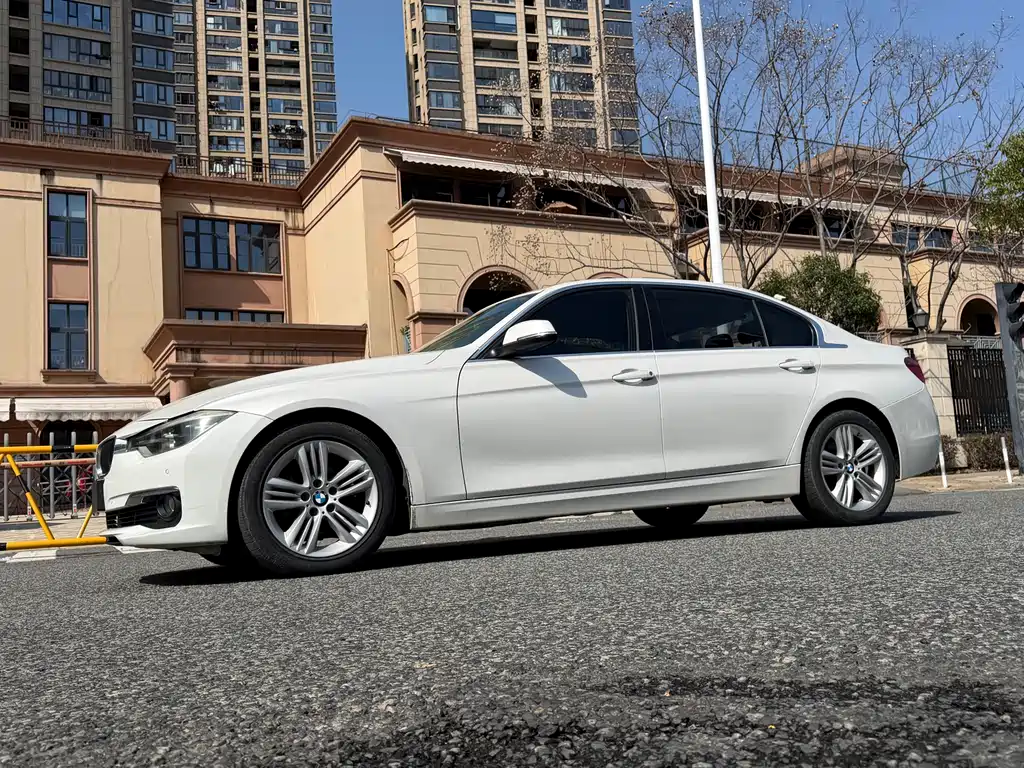 BMW 3 Series 2017 320Li Fashion Model купить на сайте DeffCars