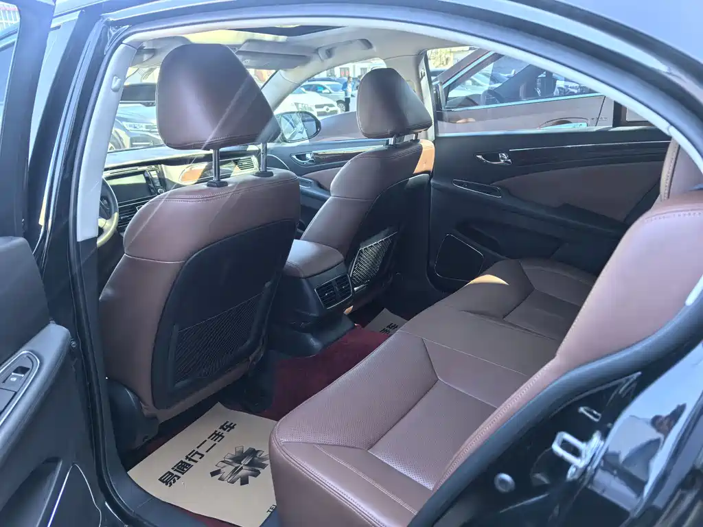 Hongqi H7 2015 1.8T technical model купить на сайте DeffCars