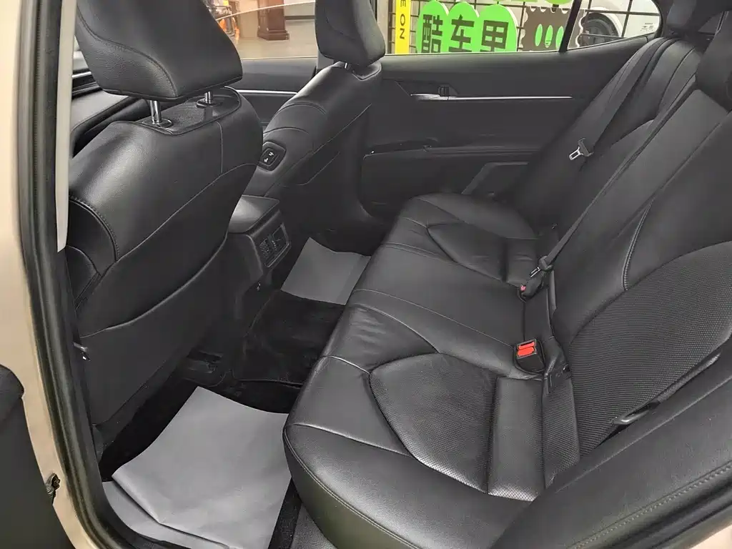 Camry 2019 facelift 2.5G Deluxe Edition купить на сайте DeffCars