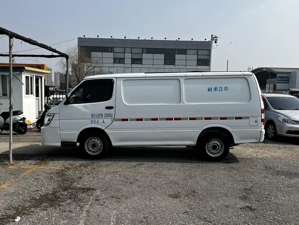 Jinbei Hiace 2018 2.0L fifth generation box cargo standard top 2 seats 4G19 купить на сайте DeffCars