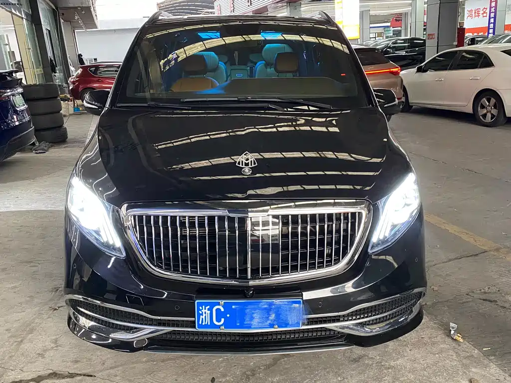 Vito 2023 2.0T Business Edition 7 seats купить на сайте DeffCars