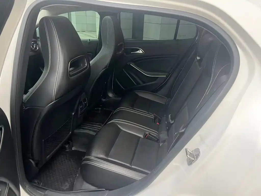 Mercedes-Benz GLA 2018 GLA 200 Dynamic купить на сайте DeffCars
